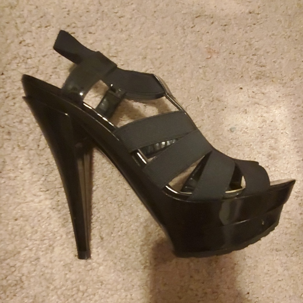 JS Black Elastic Patent heels